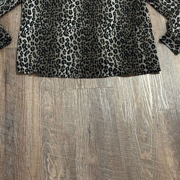 Vnitage Lauren Lee Womens Sz 8 Short Sleeve animal print Button Up career Blouse - Picture 7 of 8
